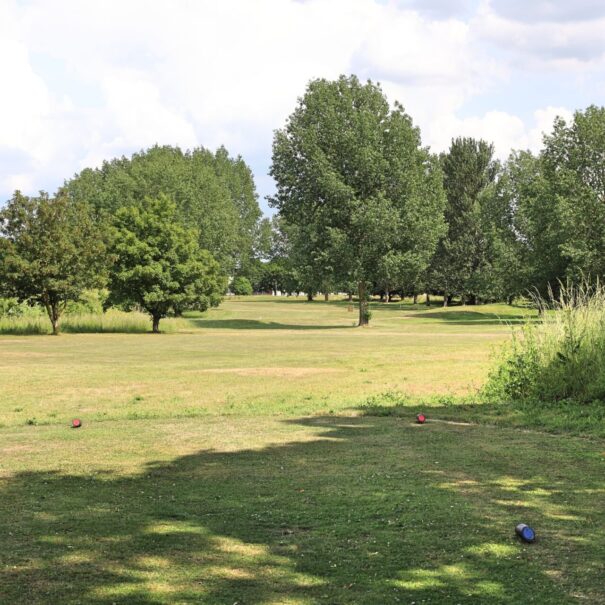 henlow golf course hole 17 image 1