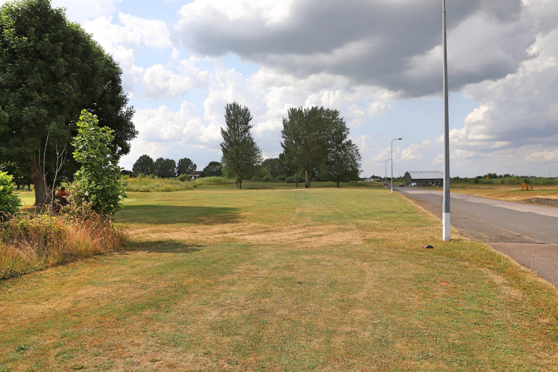 henlow golf course hole 18 image 1